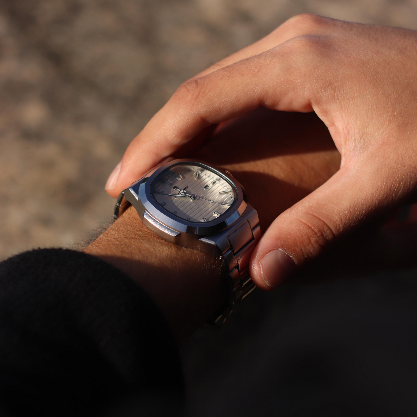 Luxury Nautilus Hugo Watch – Limited Time Deal